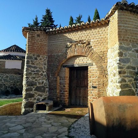 Ruralrut-El Tiemblo Wifi, Cabina De Hidromasaje, Aire Acondicionado Y A Pocos Metros De Zonas De Bano Naturales 외부 사진